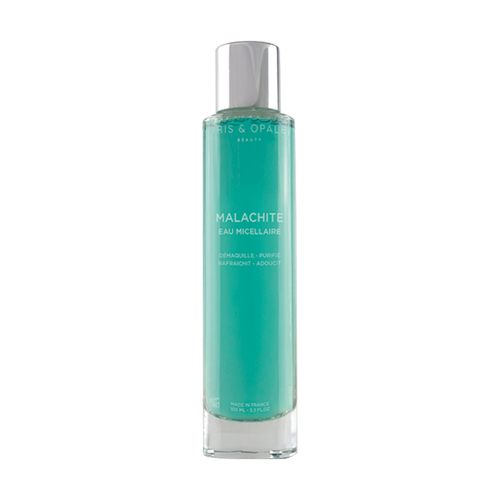 Pierre de Malachite sur fond blanc