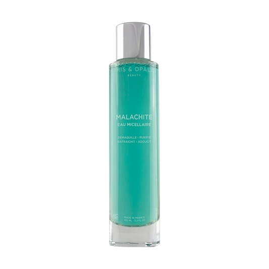 Pierre de Malachite sur fond blanc
